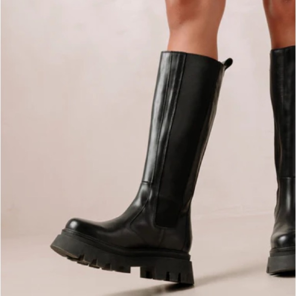 ALOHAS Go Getter Leather Tall Platform Chelsea Boot Black Women’s 8